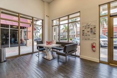 RE/MAX Direct- Boynton Beach